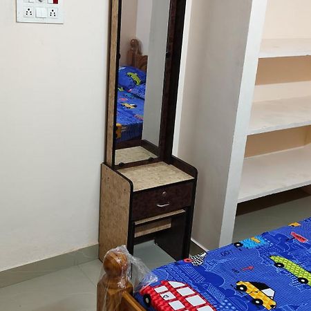 Sri Annai Home Stay I Tiruvannāmalai Exterior foto